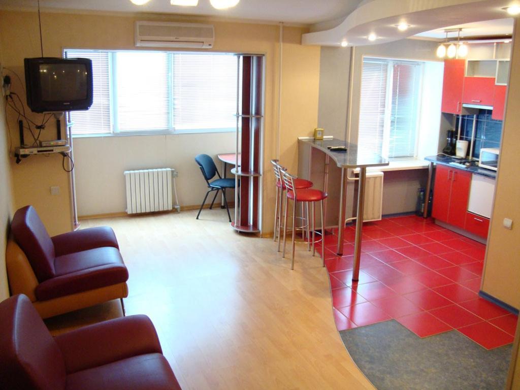 Deluxe Two-Bedroom Suite,1593648111:JPEG